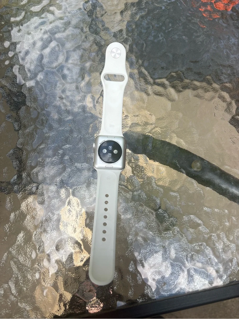 Apple Watch with White Sport Band and Black Display Series 3